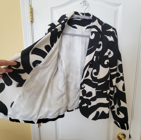 Premise Black and White Abstract Blazer - Picture 3 of 4